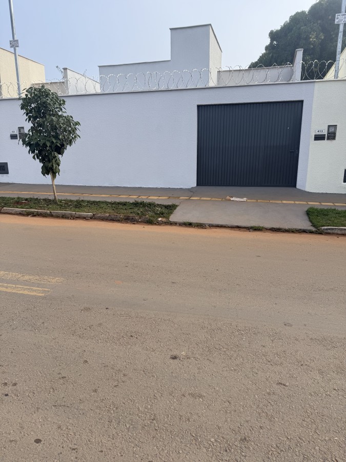 Casa em Setor Monte Azul