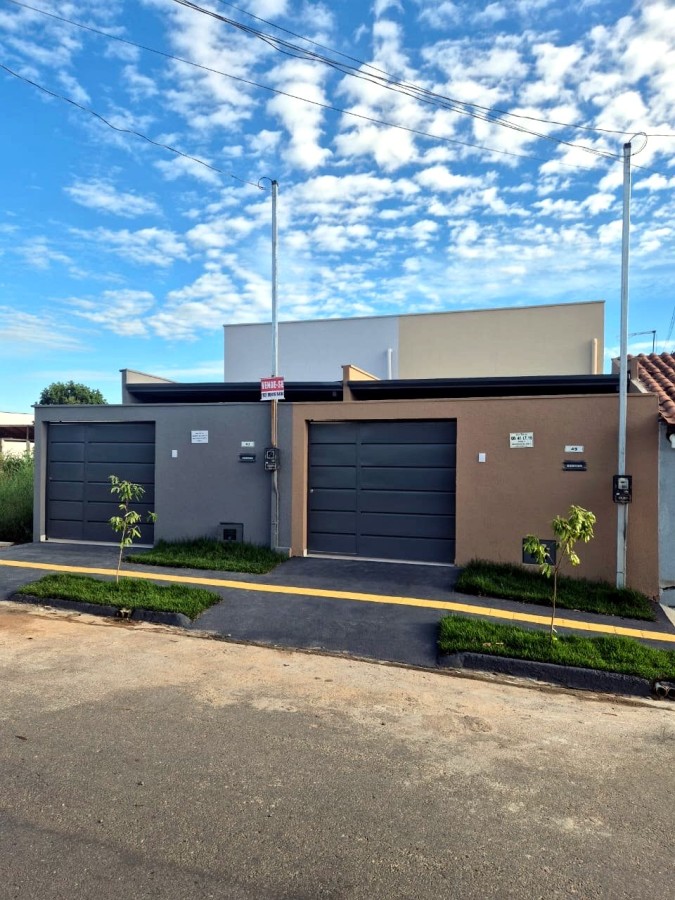 Casa em Residencial Flor do Ipê II