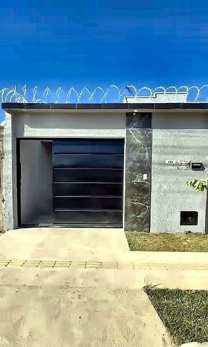 Casa em Condomínio em Residencial Flor do Ipê I